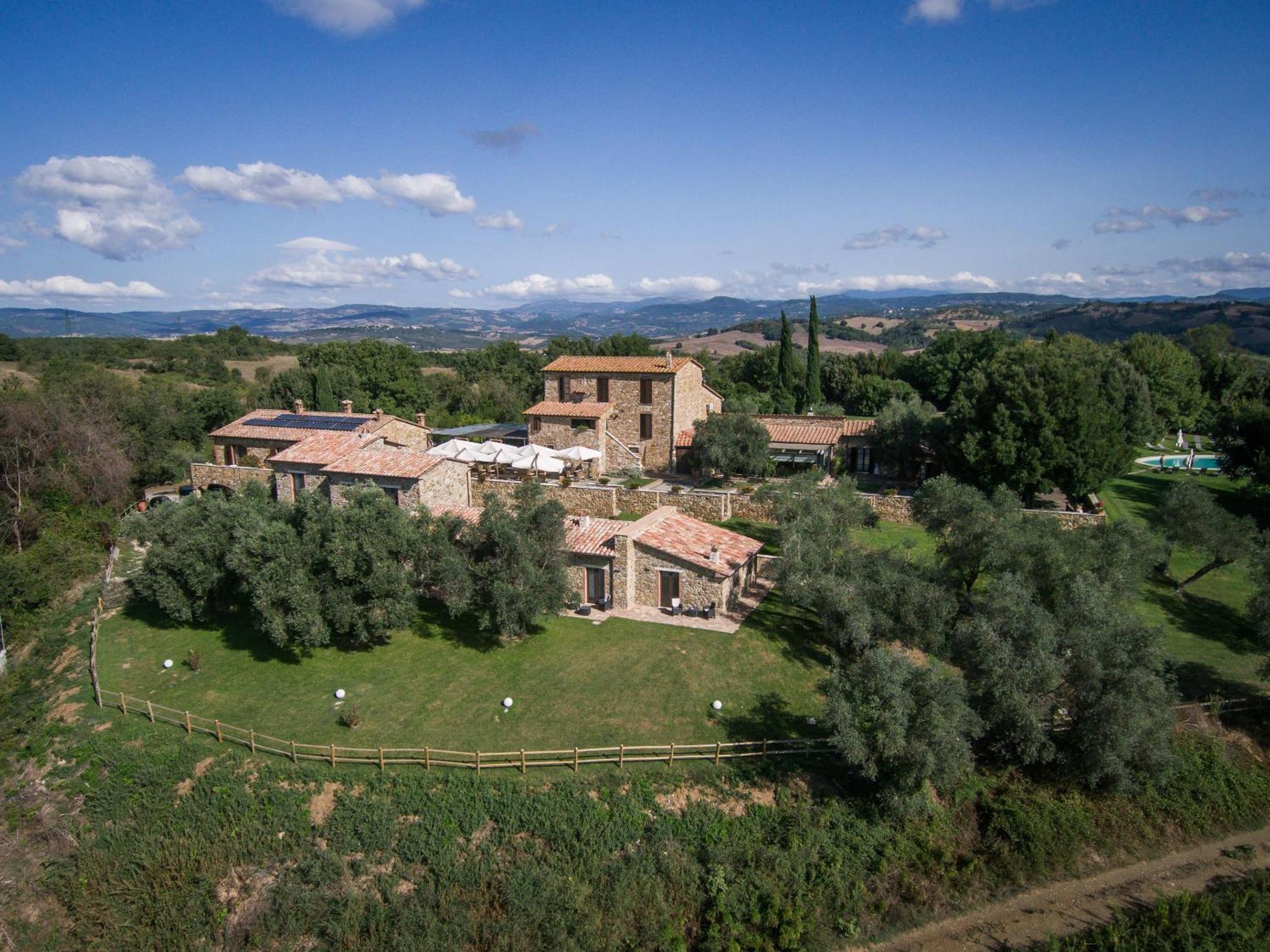 Fattoria Pianetti Guest House Manciano Luaran gambar