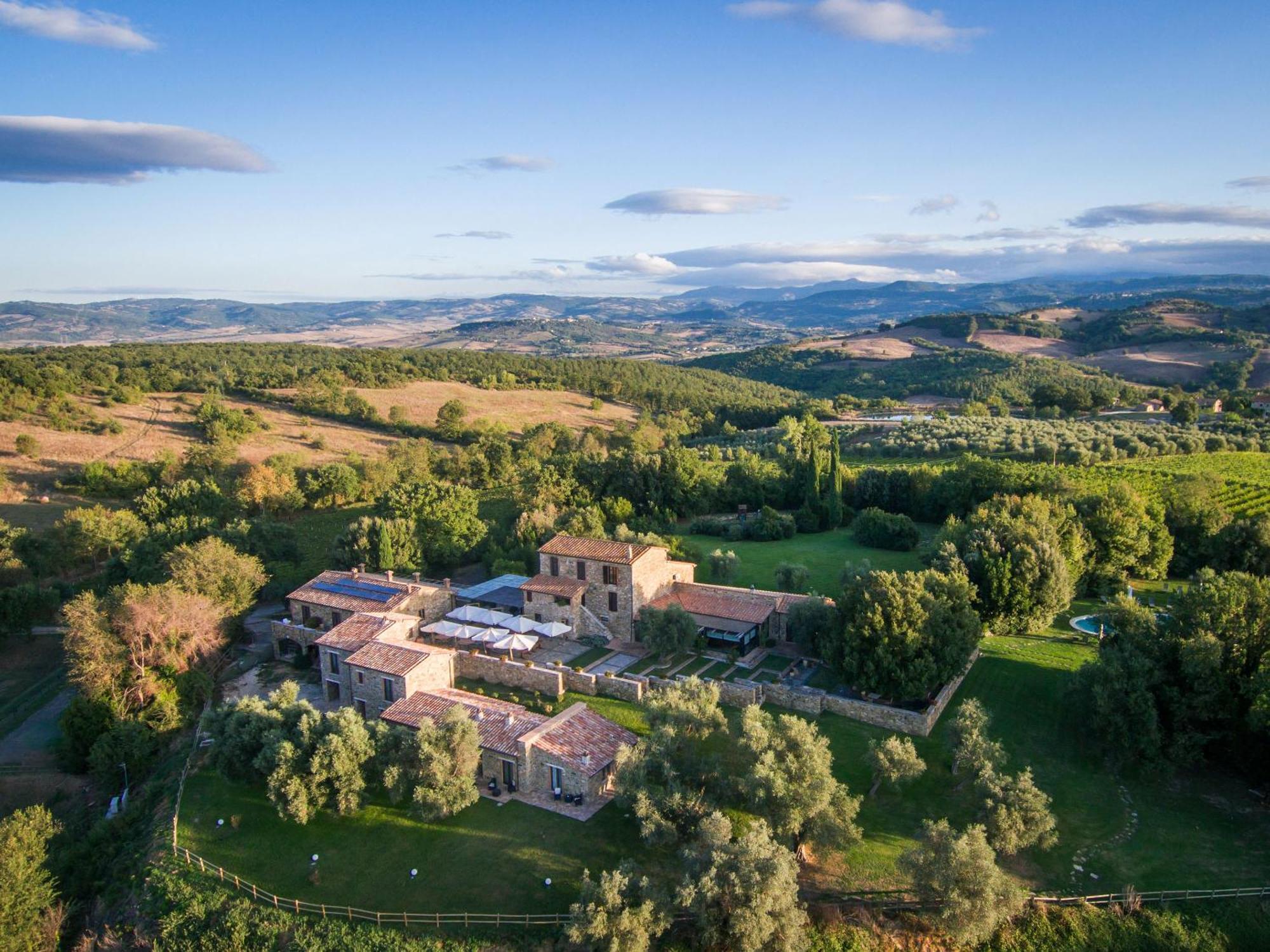 Fattoria Pianetti Guest House Manciano Luaran gambar
