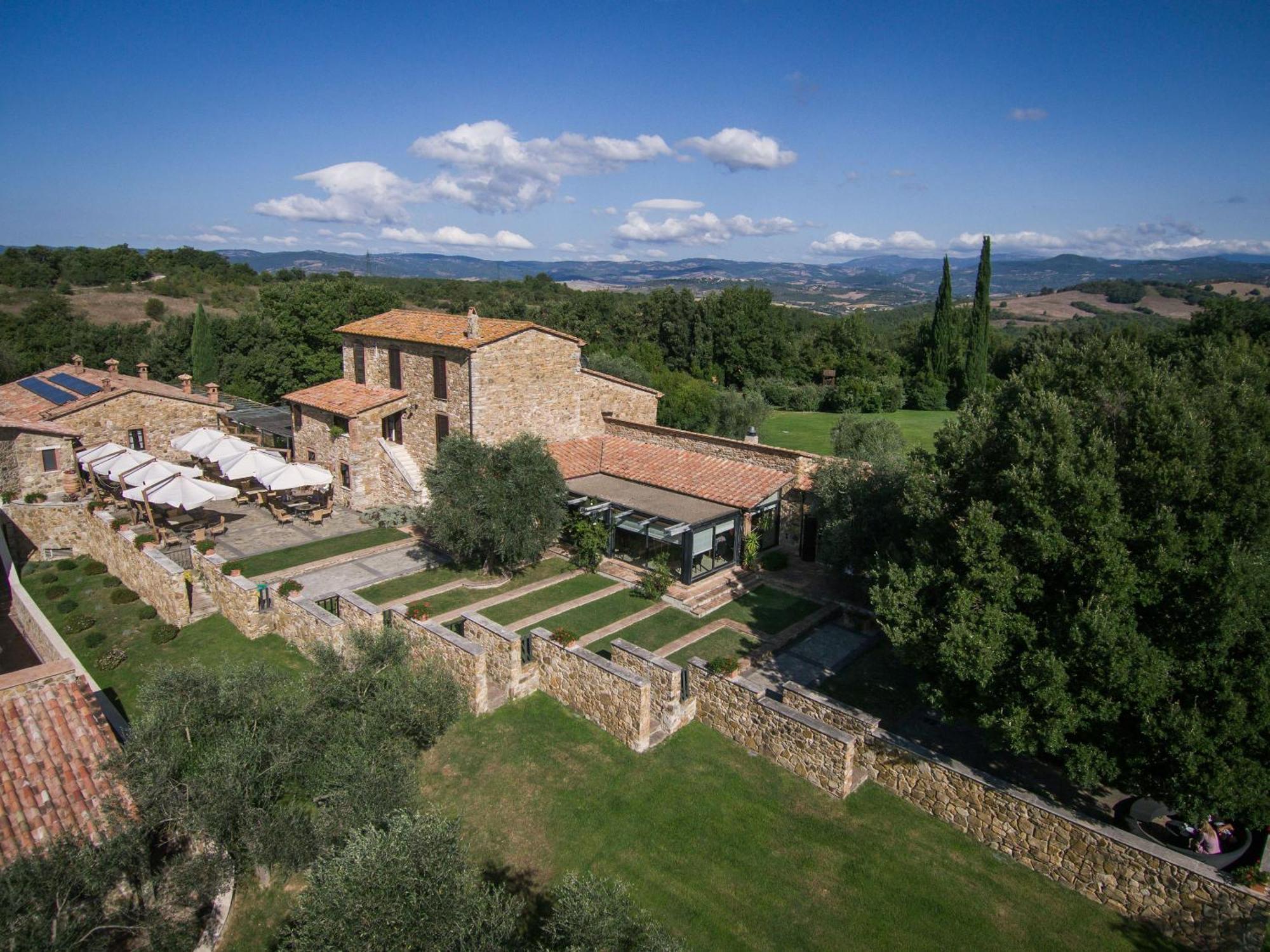 Fattoria Pianetti Guest House Manciano Luaran gambar